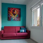 Lambrusco Monolocale Vicino Al Centro Di Universita E Policlinico モデナ