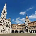 Lambrusco Monolocale Vicino Al Centro Di Universita E Policlinico Apartmán Modena