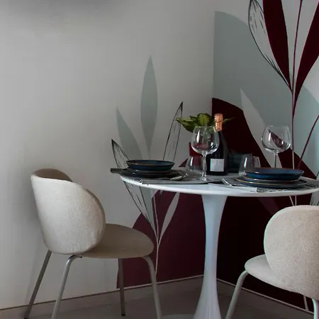 Lambrusco Monolocale Vicino Al Centro Di Universita E Policlinico * 摩德纳