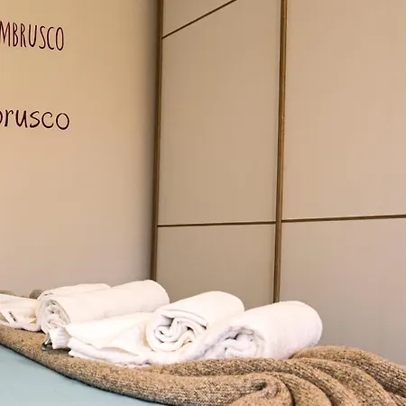 公寓 Lambrusco Monolocale Vicino Al Centro Di Universita E Policlinico *