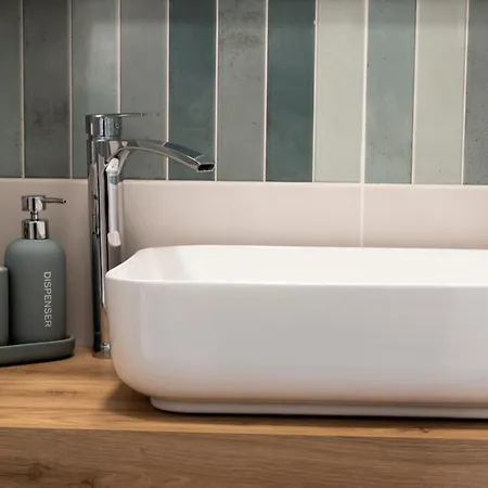 Lambrusco Monolocale Vicino Al Centro Di Universita E Policlinico 摩德纳