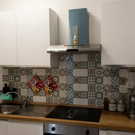 Lambrusco Monolocale Vicino Al Centro Di Universita E Policlinico アパート *