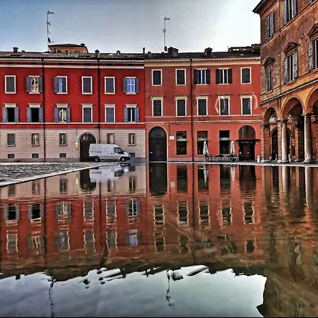 Lambrusco Monolocale Vicino Al Centro Di Universita E Policlinico * Modena