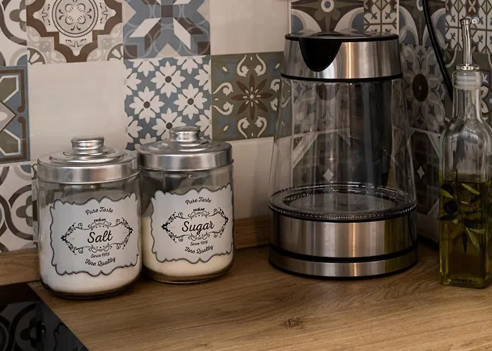 Lambrusco Monolocale Vicino Al Centro Di Universita E Policlinico *