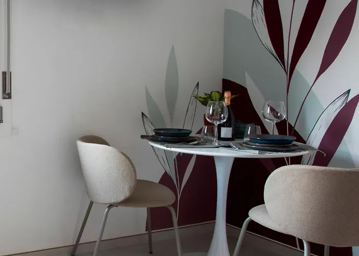 Lambrusco Monolocale Vicino Al Centro Di Universita E Policlinico * モデナ