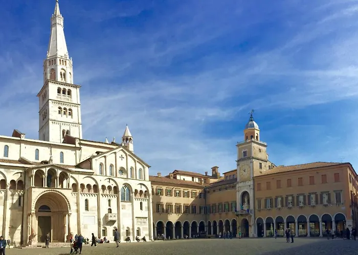 Lambrusco Monolocale Vicino Al Centro Di Universita E Policlinico モデナ