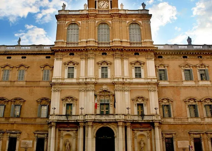 Lambrusco Monolocale Vicino Al Centro Di Universita E Policlinico